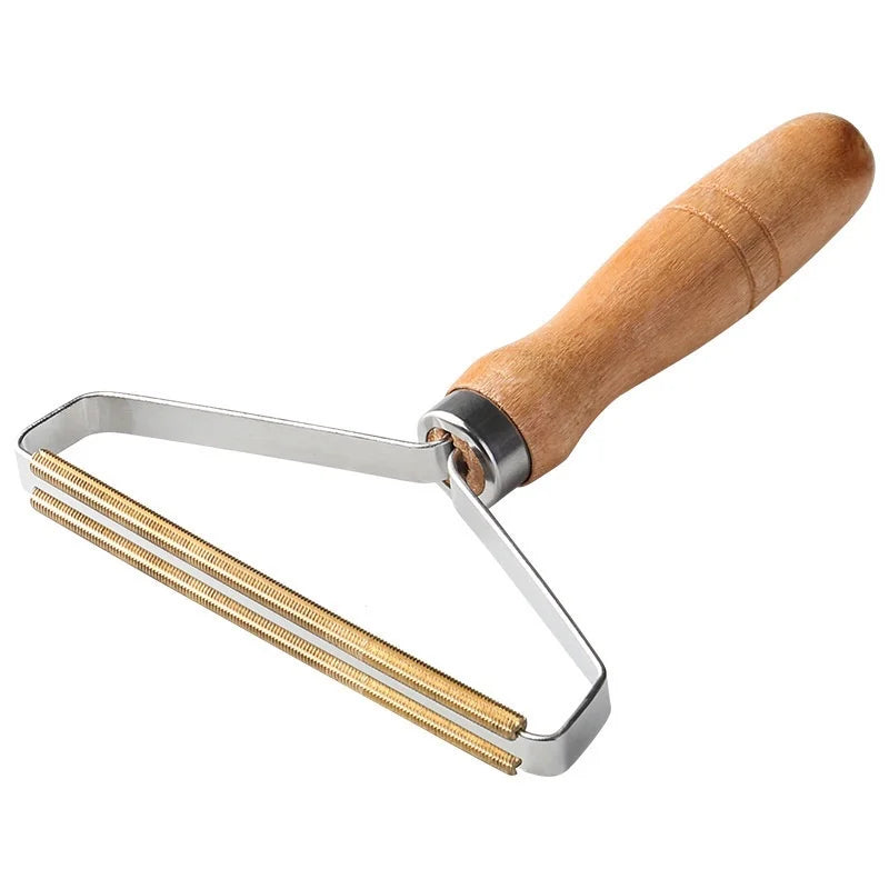 Furly Wooden Lint and Fur Removal Tool with natural beechwood handle and copper blade